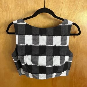Urban Outfitters Checkered Black and White Women's Crop Top
